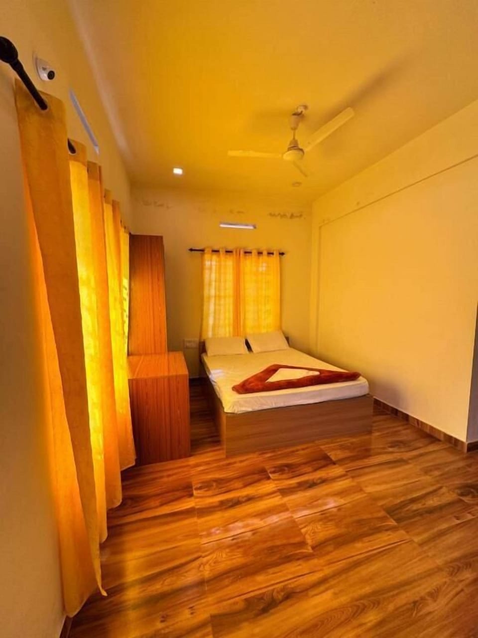 Standard Double Room, 1 Double Bed, Mountain View | Laptop workspace, WiFi (free), individually decorated