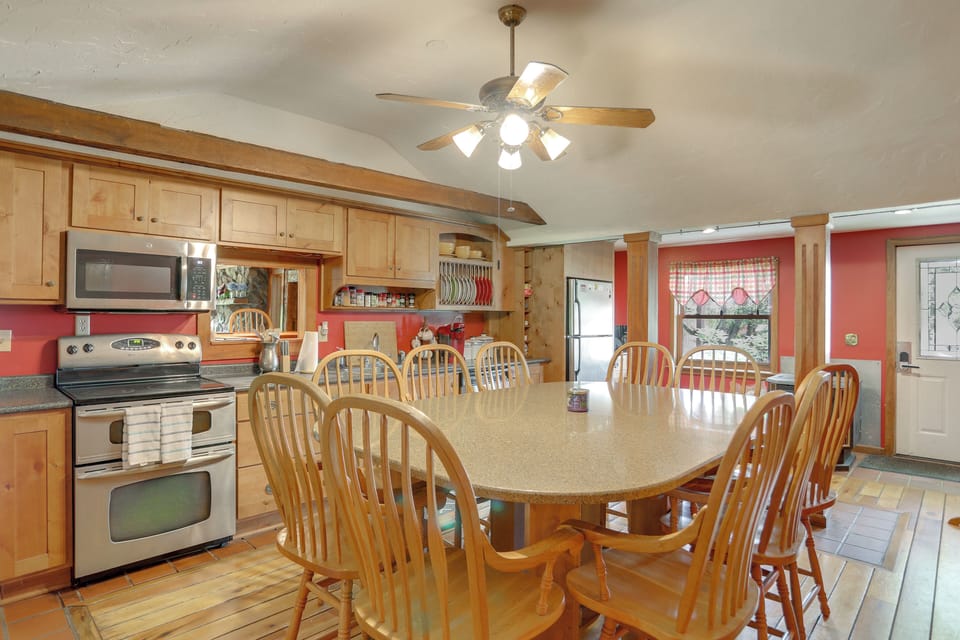 Kitchen | Dishwasher | 1st Floor