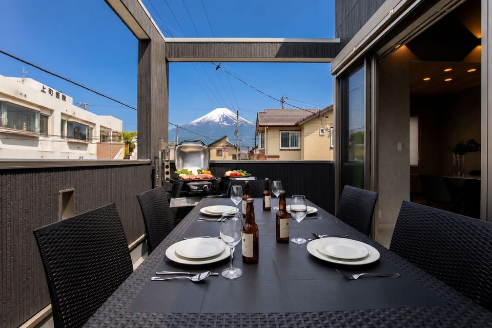 Luxury Villa, Mountain View | Terrace/patio