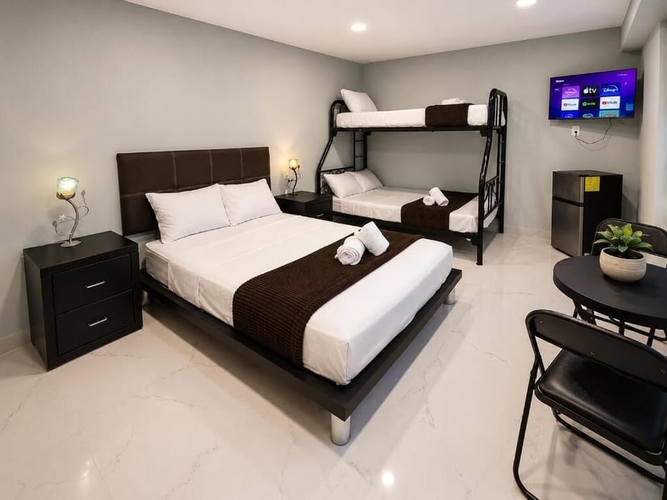 Family Room, Ensuite | WiFi (free), bed sheets