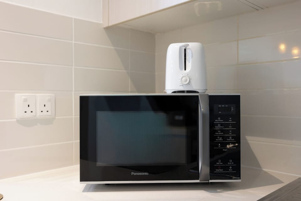 Apartment, Balcony | Microwave