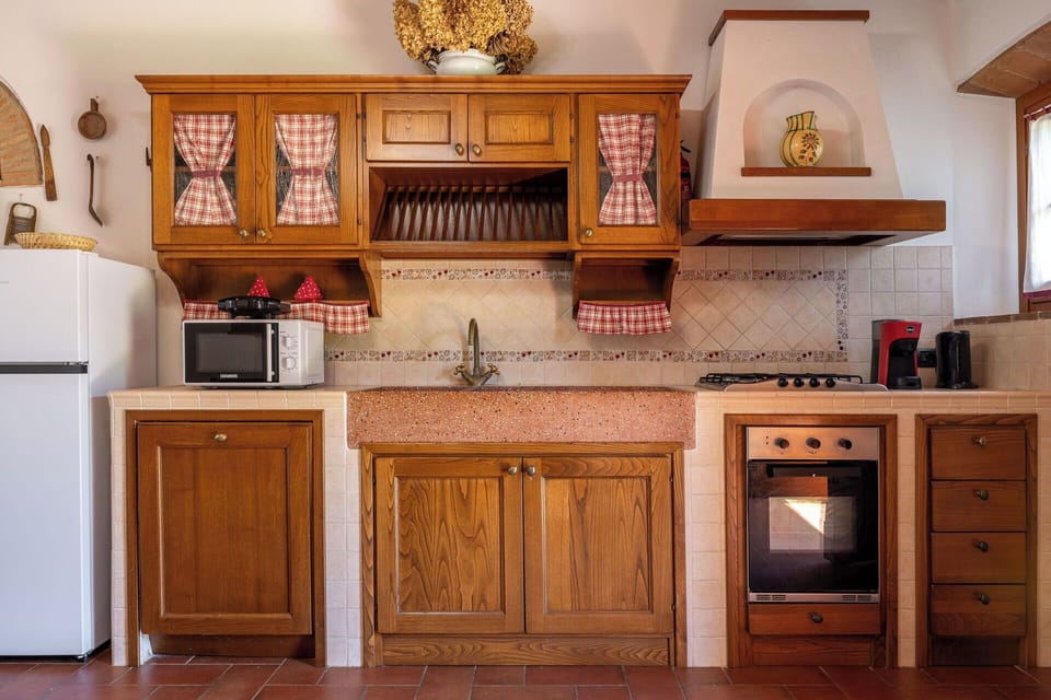 Autumn, Kitchen, Spring, Summer