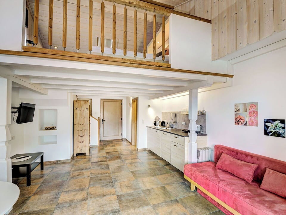 Furniture, Wood, Interior Design, Ceiling, Flooring, Room, Floor, Apartment, Chair, Hardwood