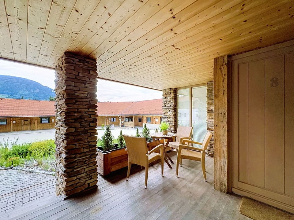 Wall, Wood, Architecture, Brick, Wood Stain, Stone Wall, Ceiling, Brickwork, Hardwood