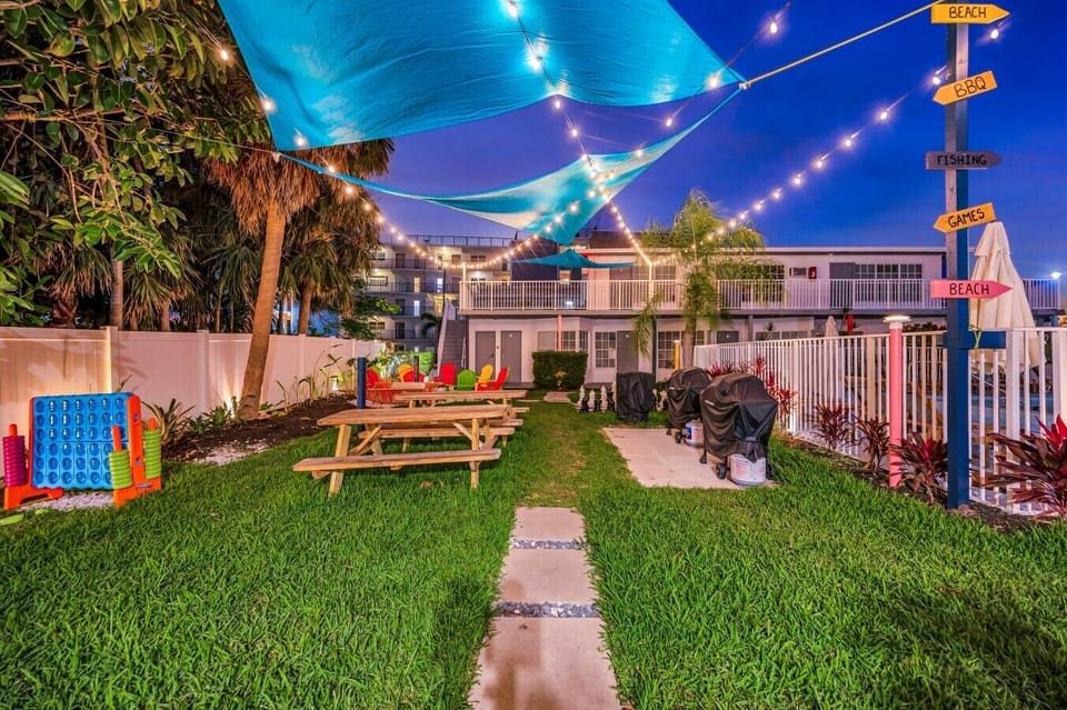4051 N OCEAN TWILIGHT--2