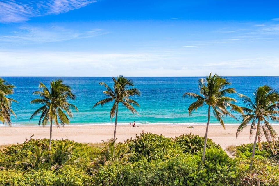 4051 N OCEAN DR--11