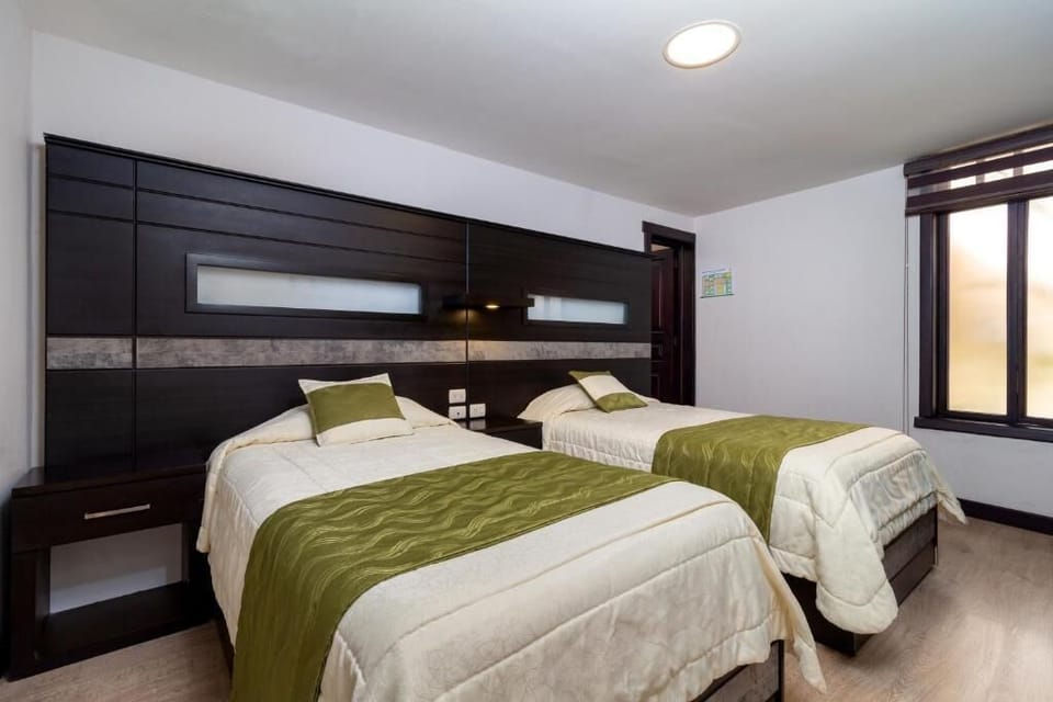 Comfort Twin Room | Laptop workspace, iron/ironing board (on request), WiFi (free)