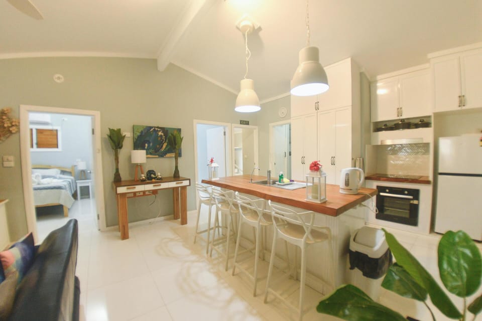 3 Bedroom Garden View Villa  | Iron/ironing board, bed sheets
