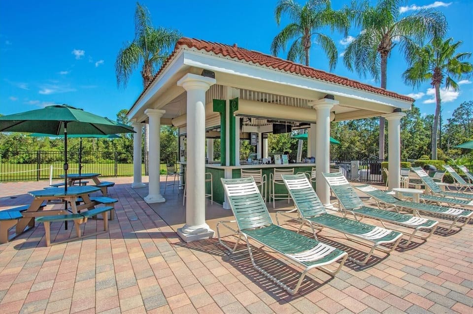Deluxe House, Private Pool | Outdoor dining
