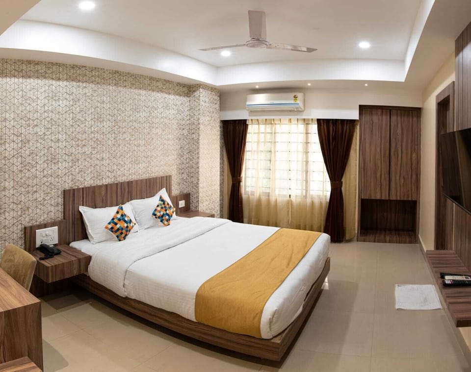 Superior Double Room | Premium bedding, memory foam beds, desk, laptop workspace