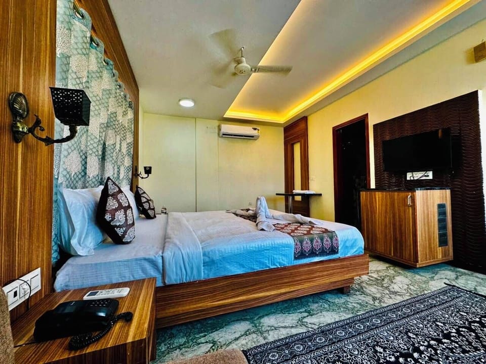Superior Room | Desk, WiFi (free)