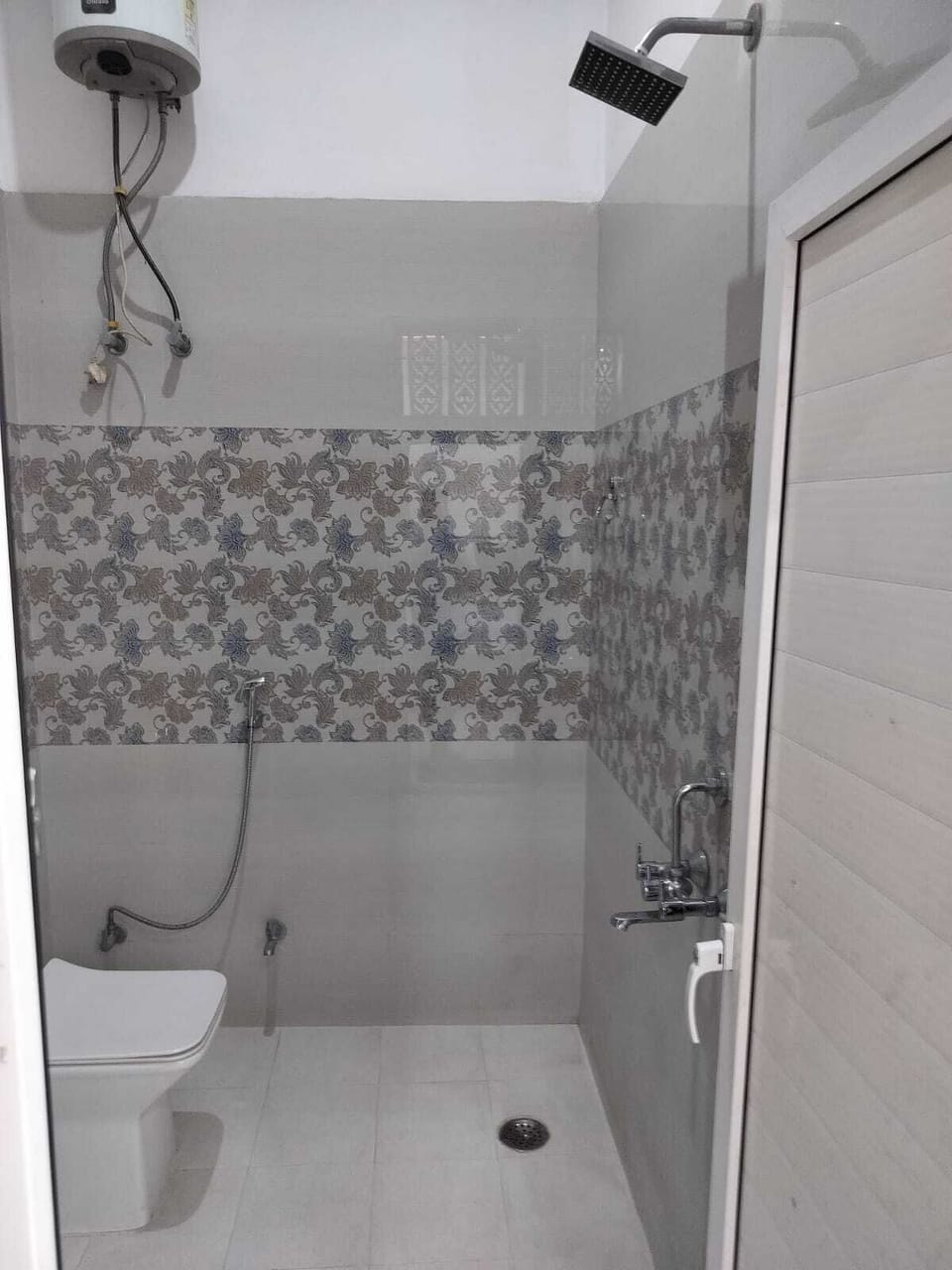 Deluxe Room | Bathroom