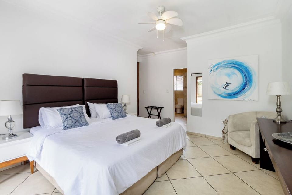 Deluxe Double or Twin Room | In-room safe, desk, WiFi (free)