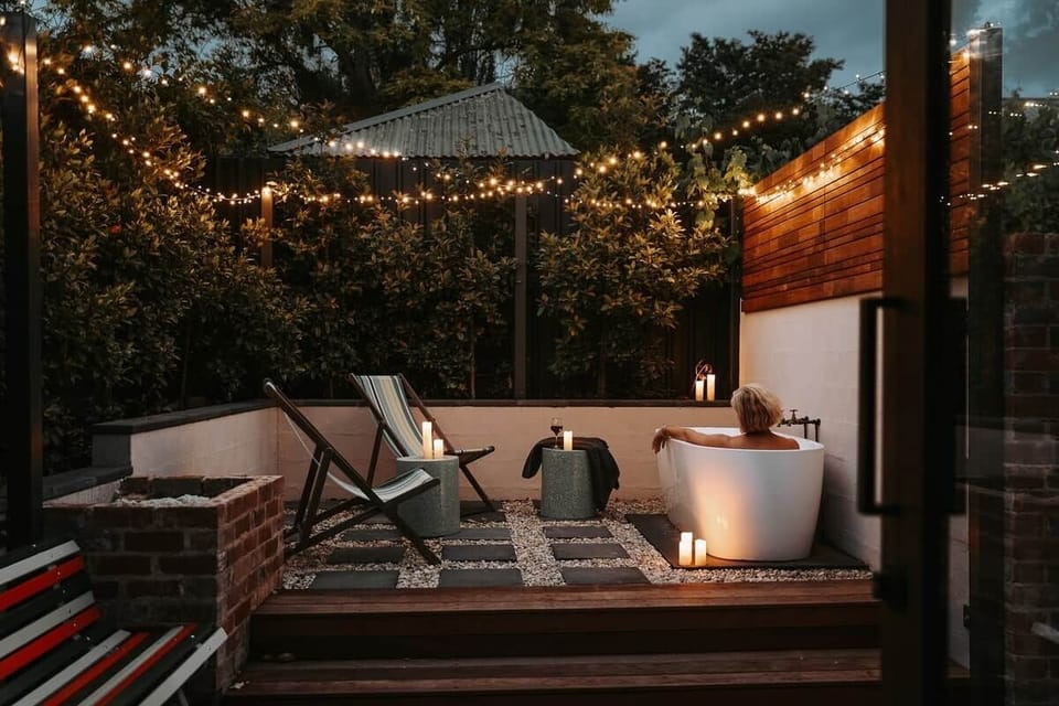 Bathe under southern stars in the private courtyard.