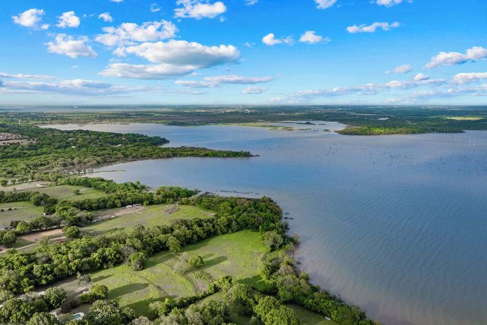 Recharge away from the job with nearby lake recreation around Wylie. This crew-friendly location combines convenient access to area job sites with outdoor downtime for contractors staying on longer projects.