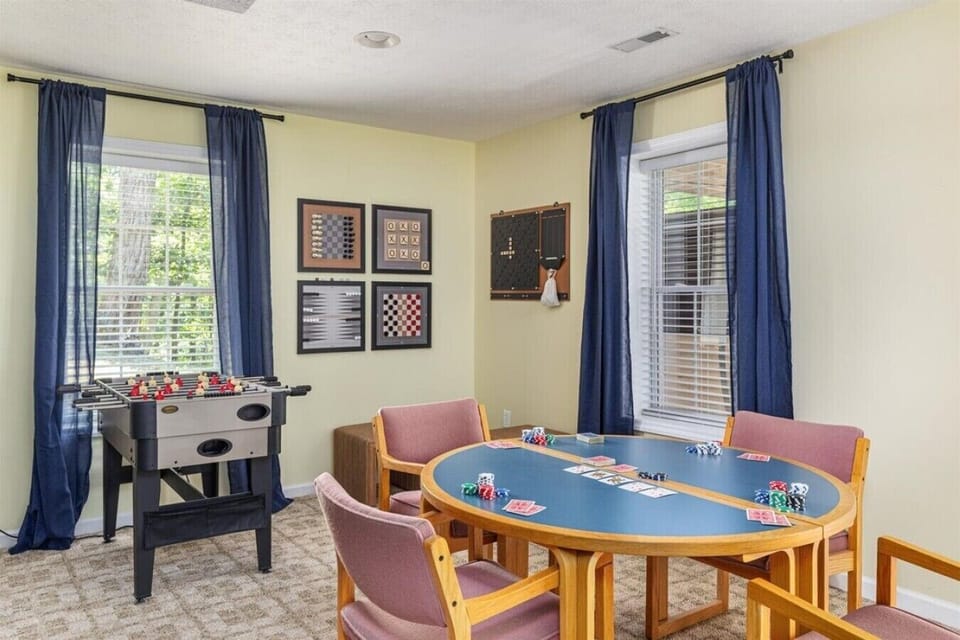 GAMEROOM