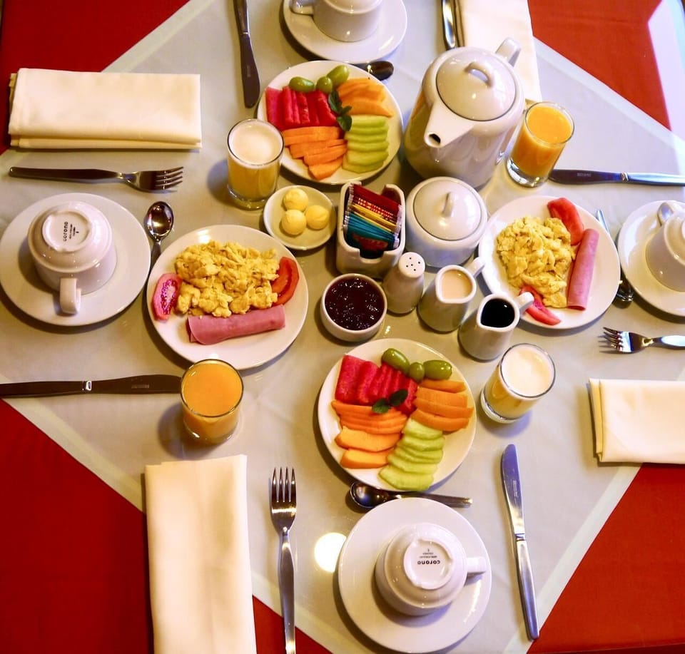 Free daily continental breakfast