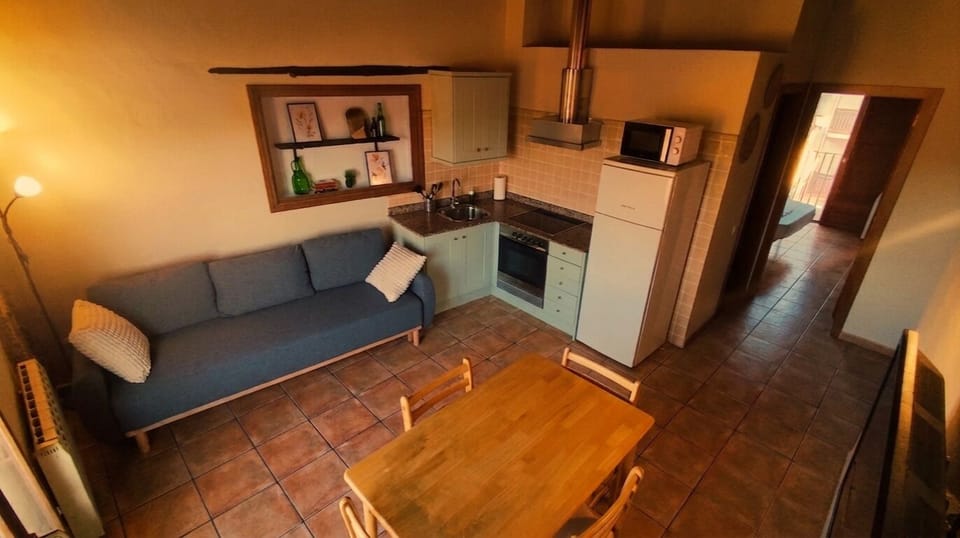 Apartment, Non Smoking, Mountain View | Living area