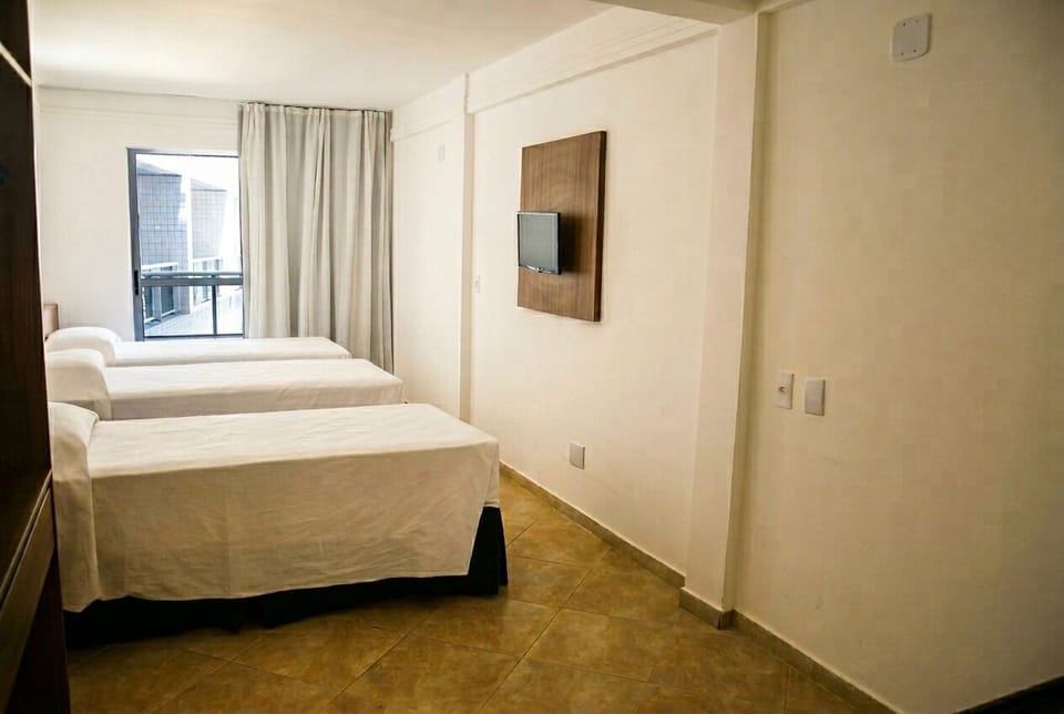 Deluxe Room, Balcony, Garden View | WiFi (free)