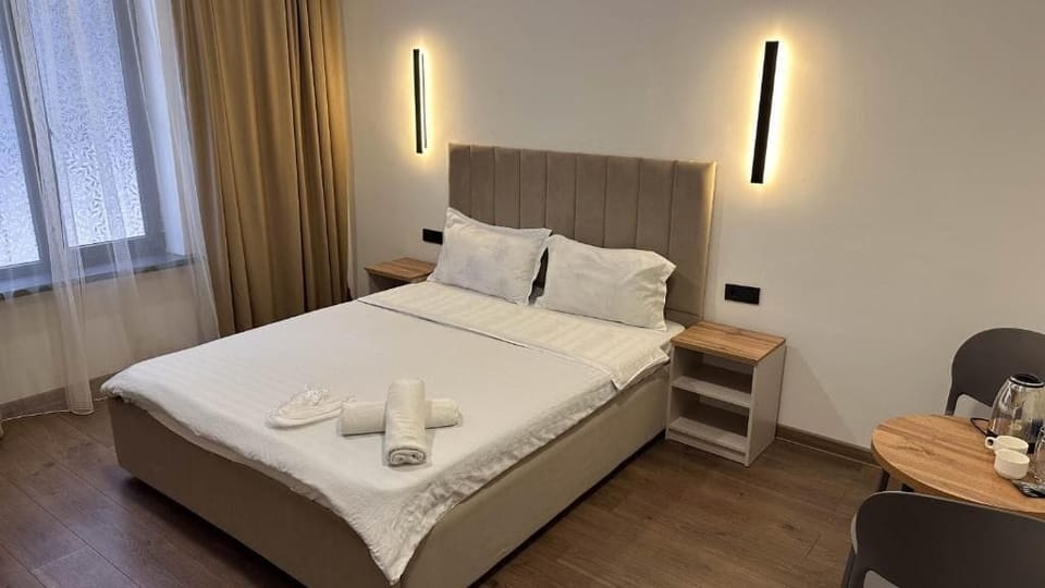 Double Room | WiFi (free)