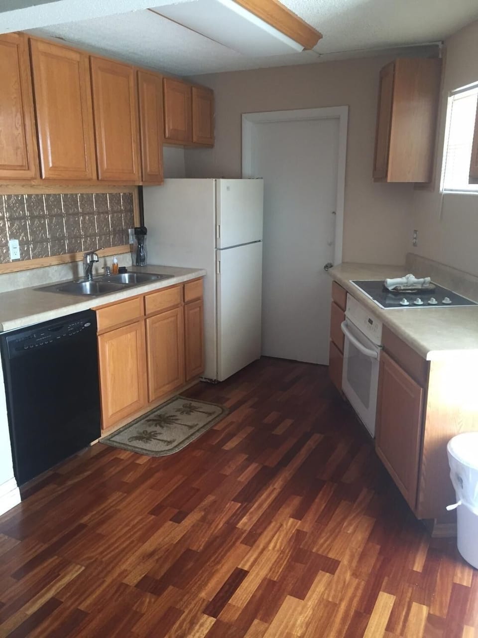 Fridge, microwave, freezer