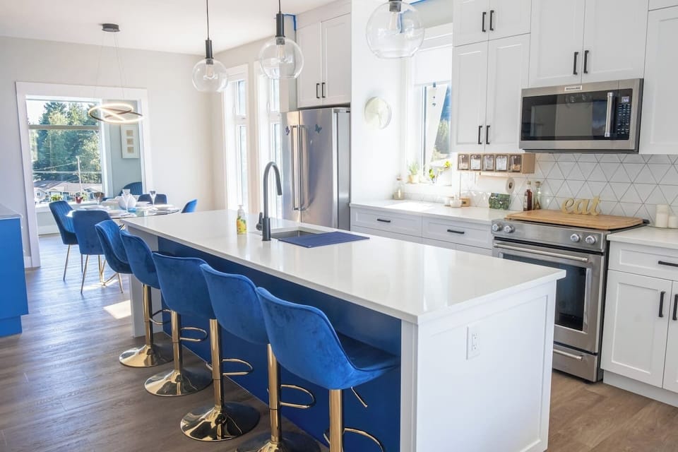 Prepare meals in the bright, fully equipped kitchen.