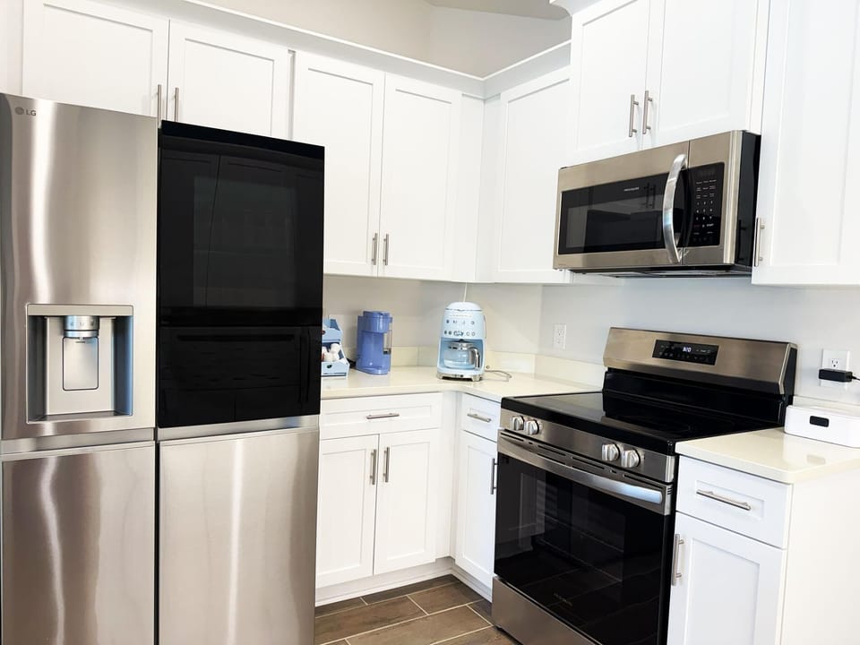 3BR Pool & Hot Tub Villa in Rotonda West (8710)