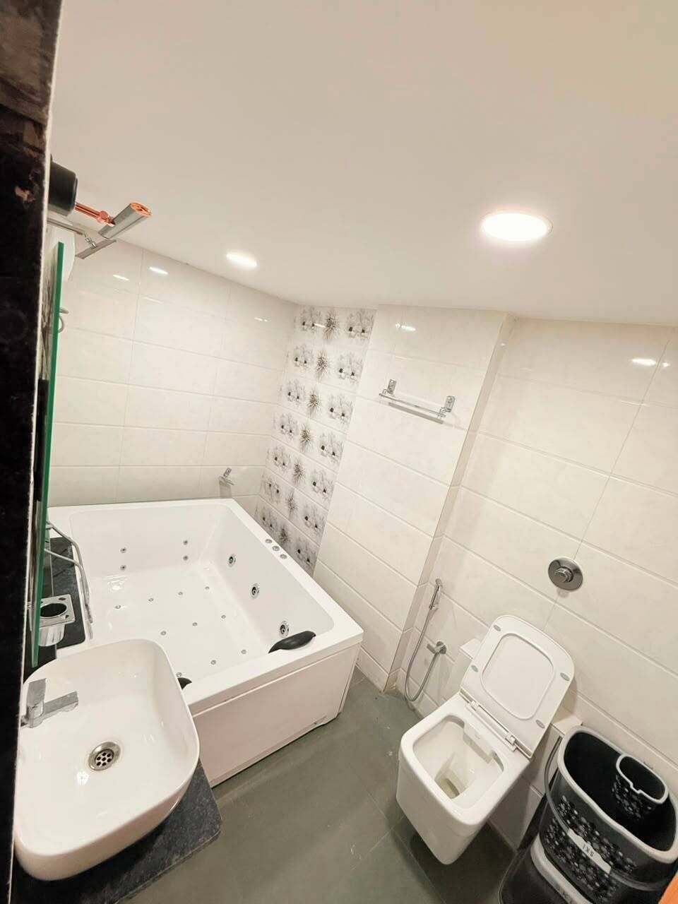 Royal Room | Bathroom