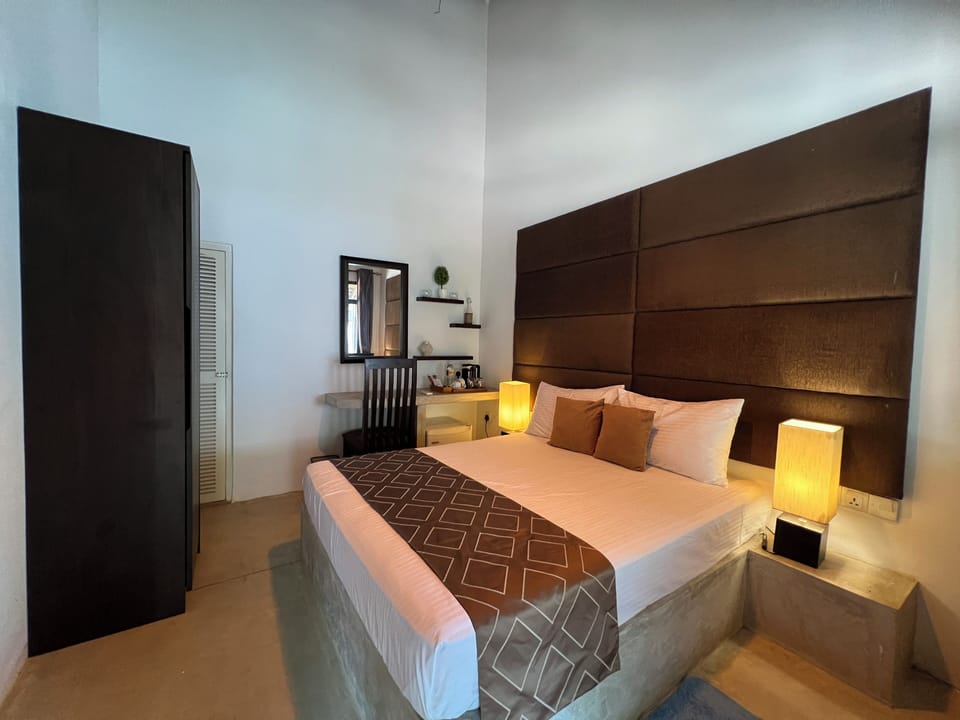 Double Room, Garden View | Soundproofing, iron/ironing board, WiFi (free)