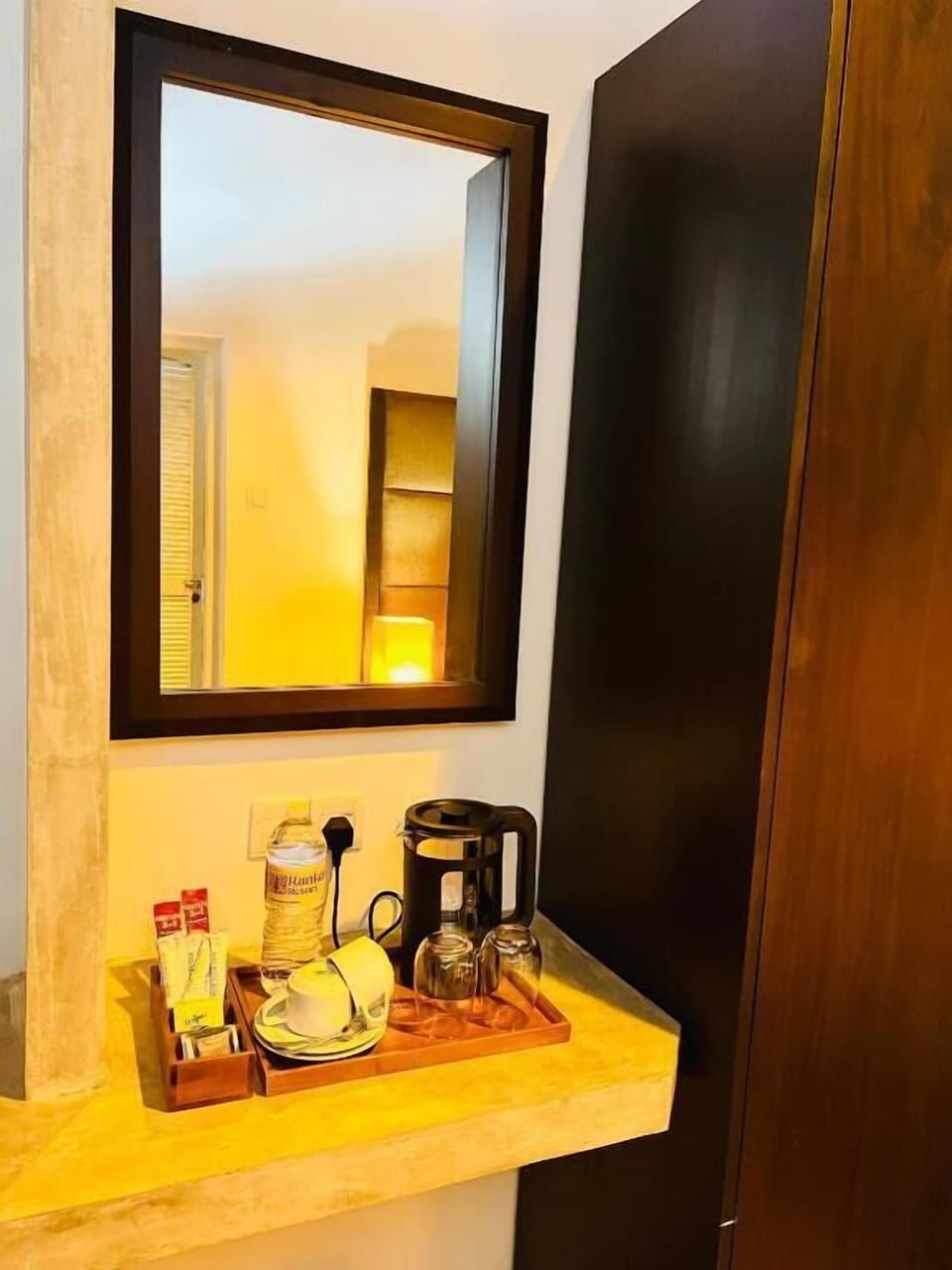 Superior Double Room, Garden View | Coffee and/or coffee maker