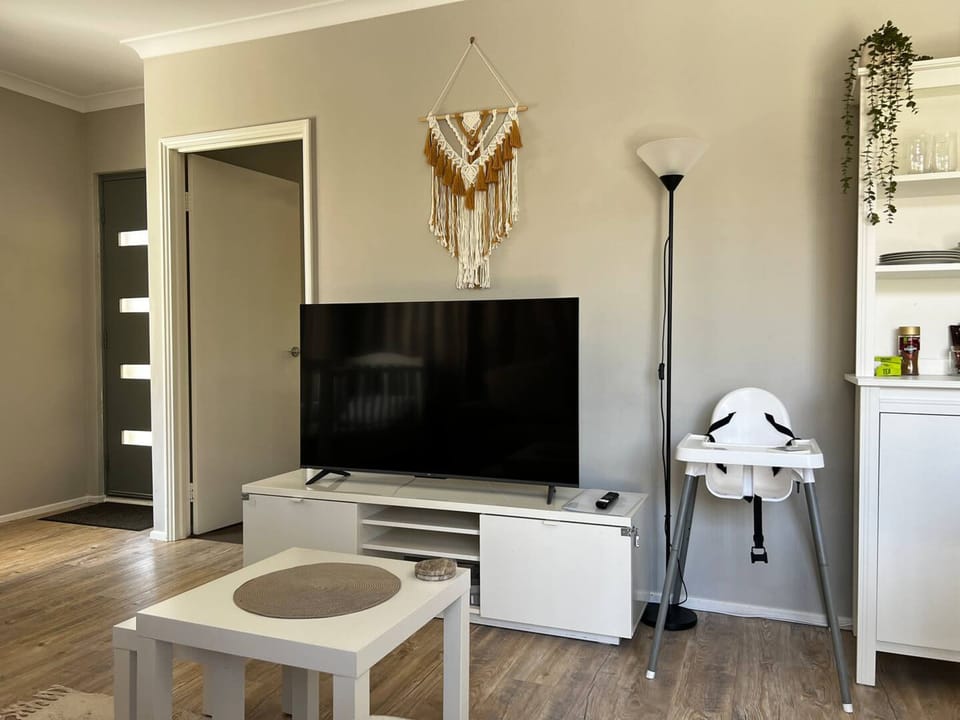 House | 1 bedroom
