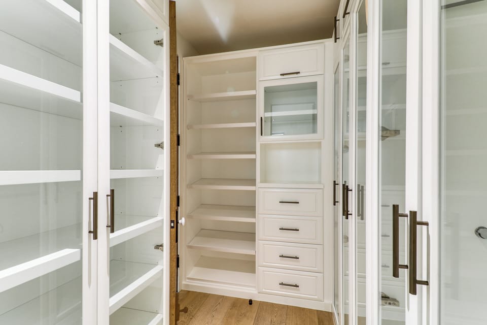 Walk-In Closet | 1st Floor