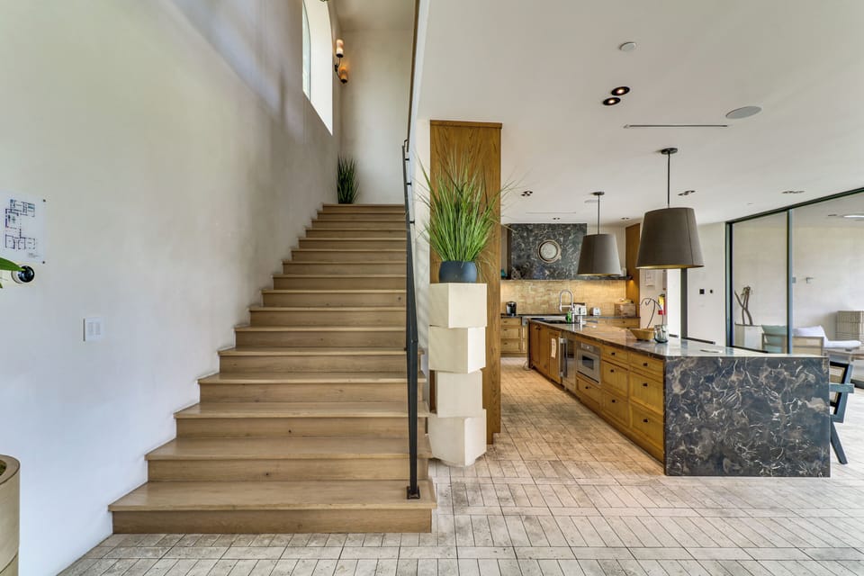 Stairs to 2nd Floor