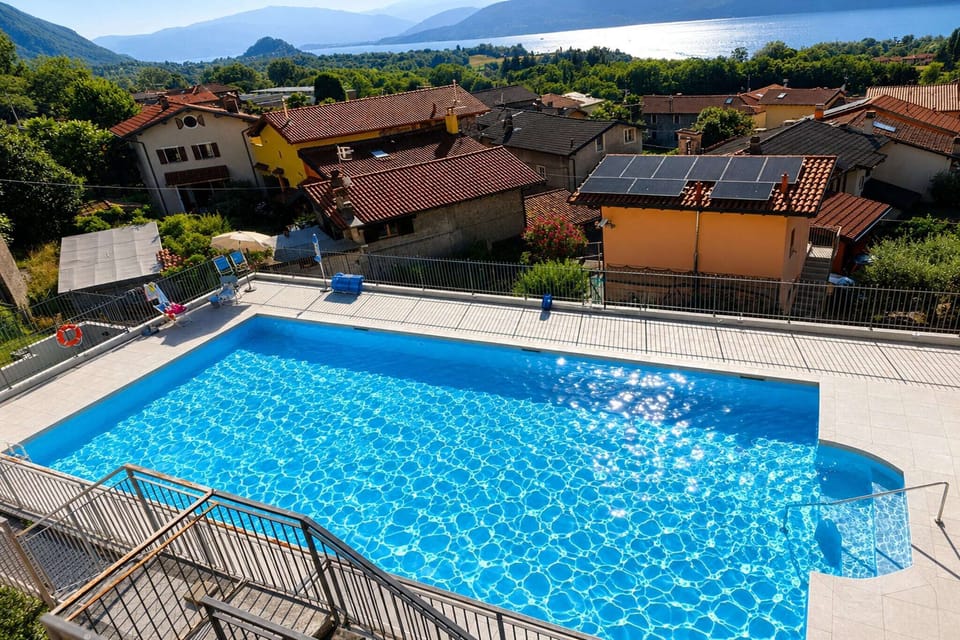 Holiday Home Swimming Pool