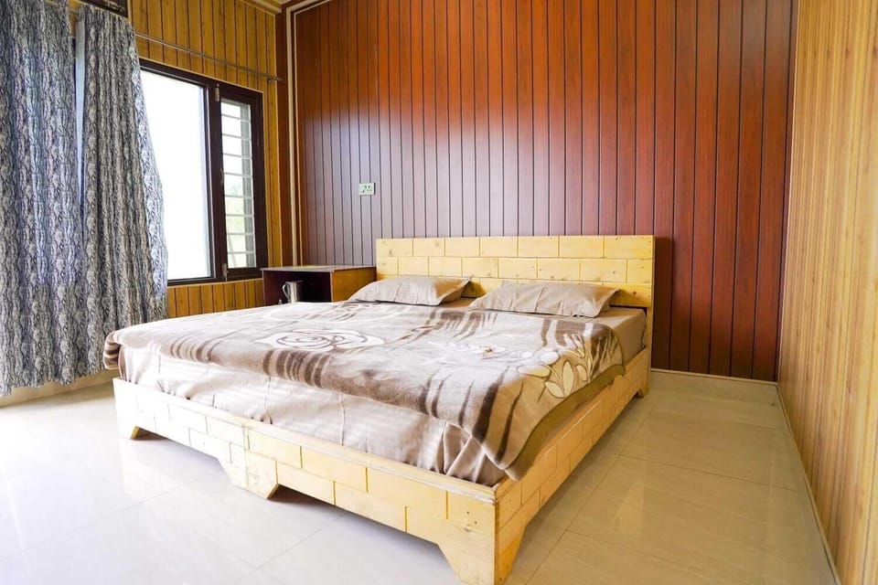Standard Room, Hill View