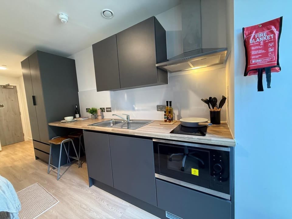 Studio, Non Smoking | Private kitchen