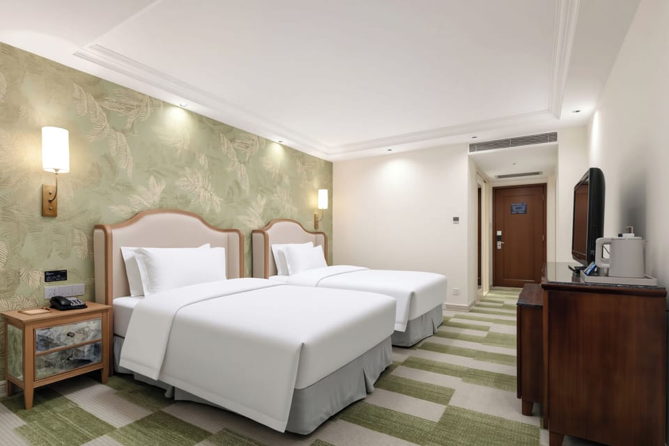 Fresh Superior Twin Room | Desk, blackout drapes, soundproofing, iron/ironing board (on request)