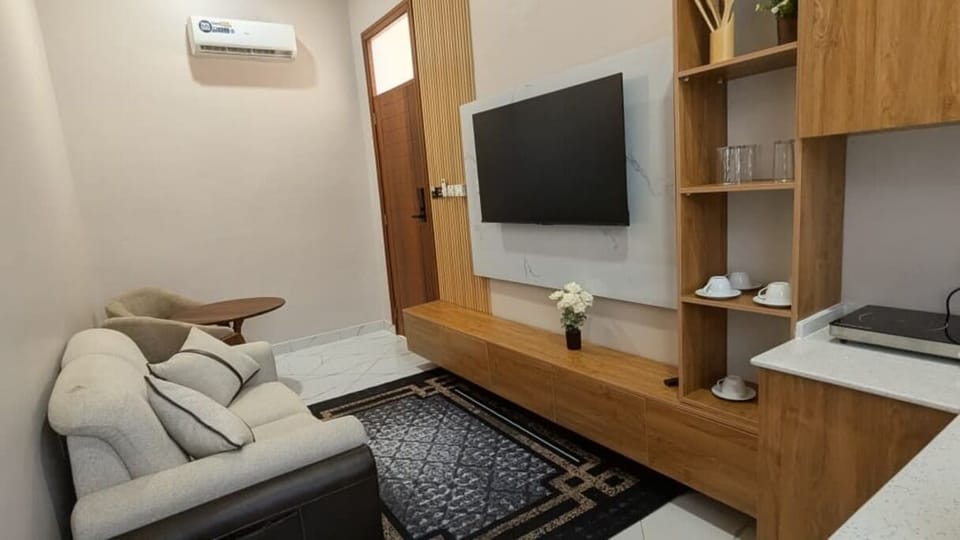 Room | Living area