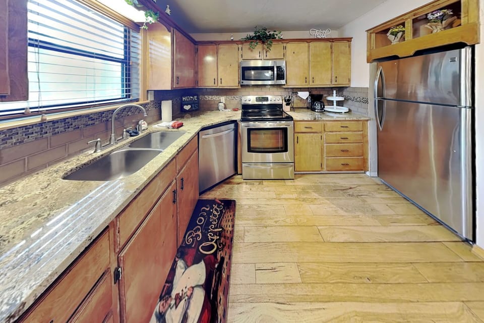 Kitchen - Stainless Steel Appliances
