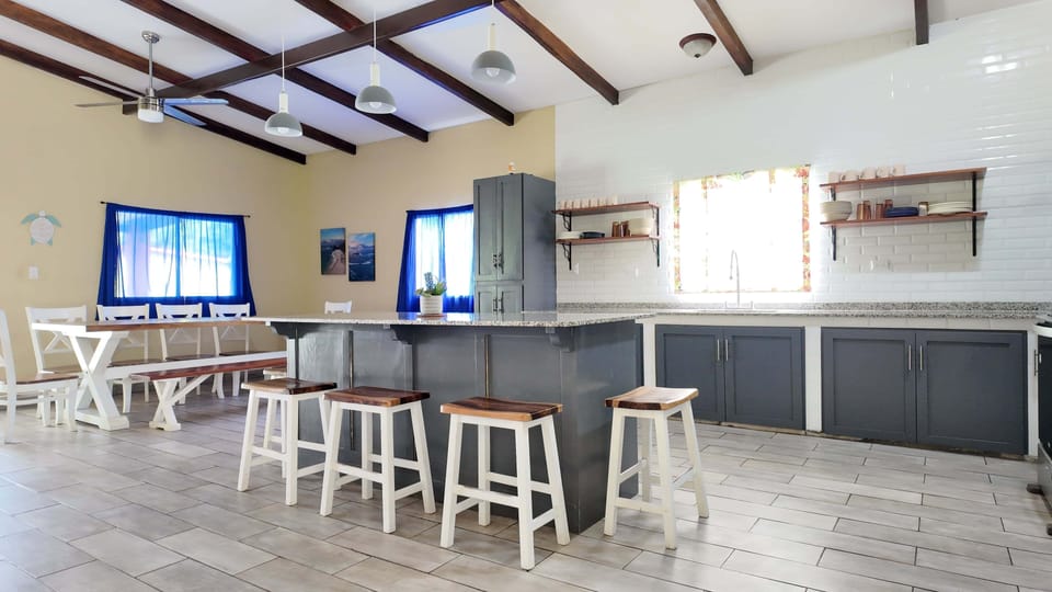 House, 3 Bedrooms | Dining
