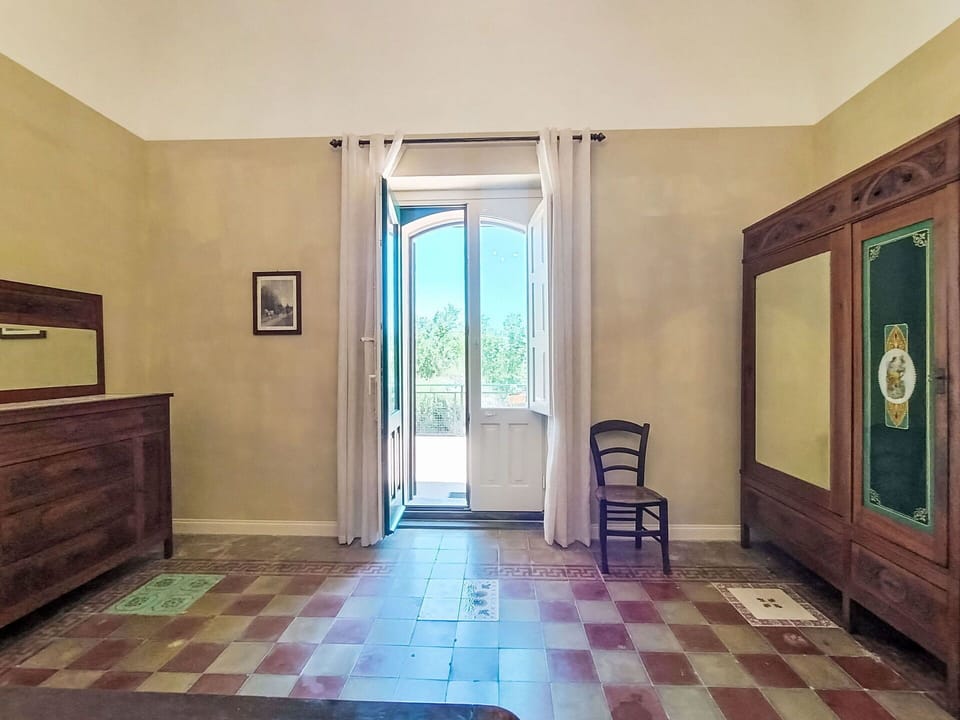 Flooring, Floor, Wood, Interior Design, Door, Lighting, Ceiling, Room, Wood Stain