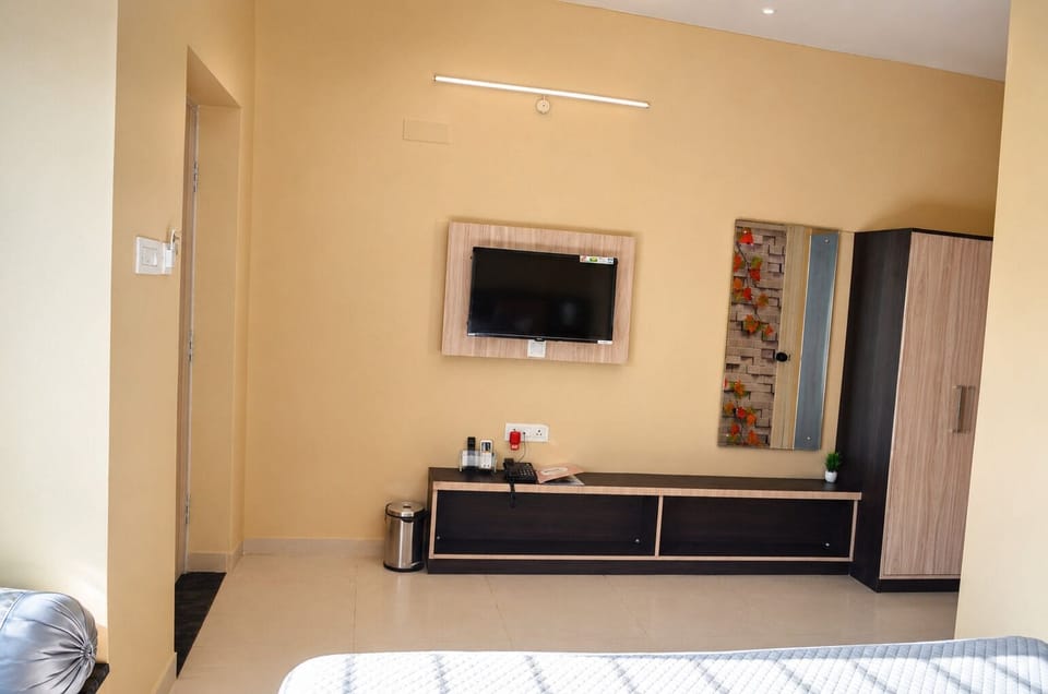 Luxury Room, Garden View | WiFi (free)