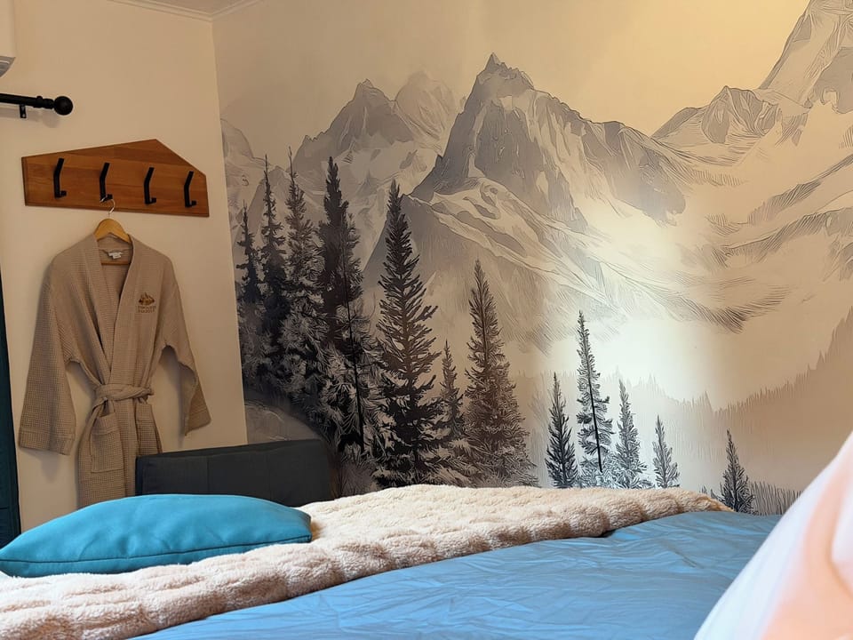 Deluxe Villa, Valley View | In-room safe, blackout drapes, iron/ironing board, WiFi (free)