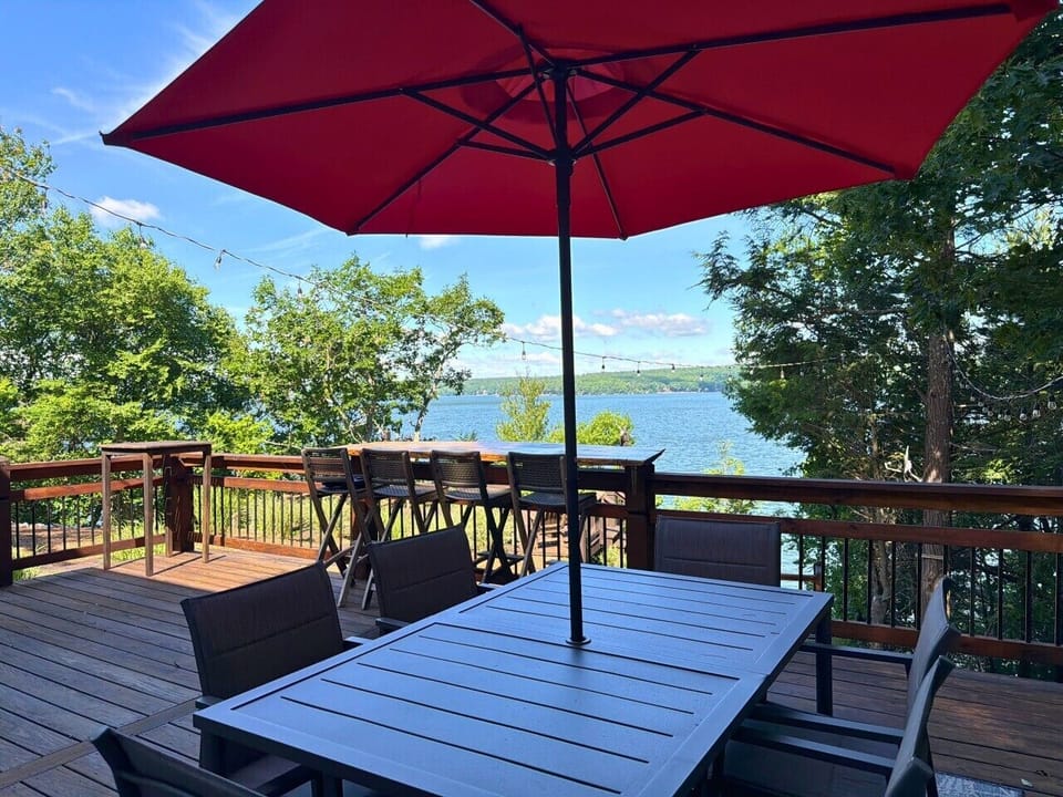 Lake View Deck overlooking Lake Wally