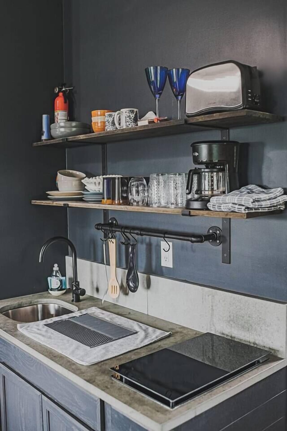 Dishes, glasses, silverware and utensils are all provided for your convenience. 
