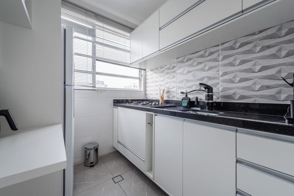 Deluxe Apartment, 1 Queen Bed with Sofa bed, Kitchen, City View | Private kitchen | Full-size fridge, microwave, oven, stovetop