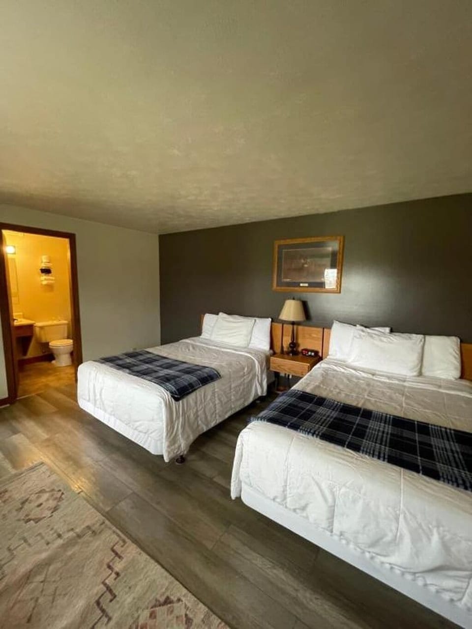 Standard Double Room, 2 Double Beds | Desk, blackout drapes, WiFi (free)