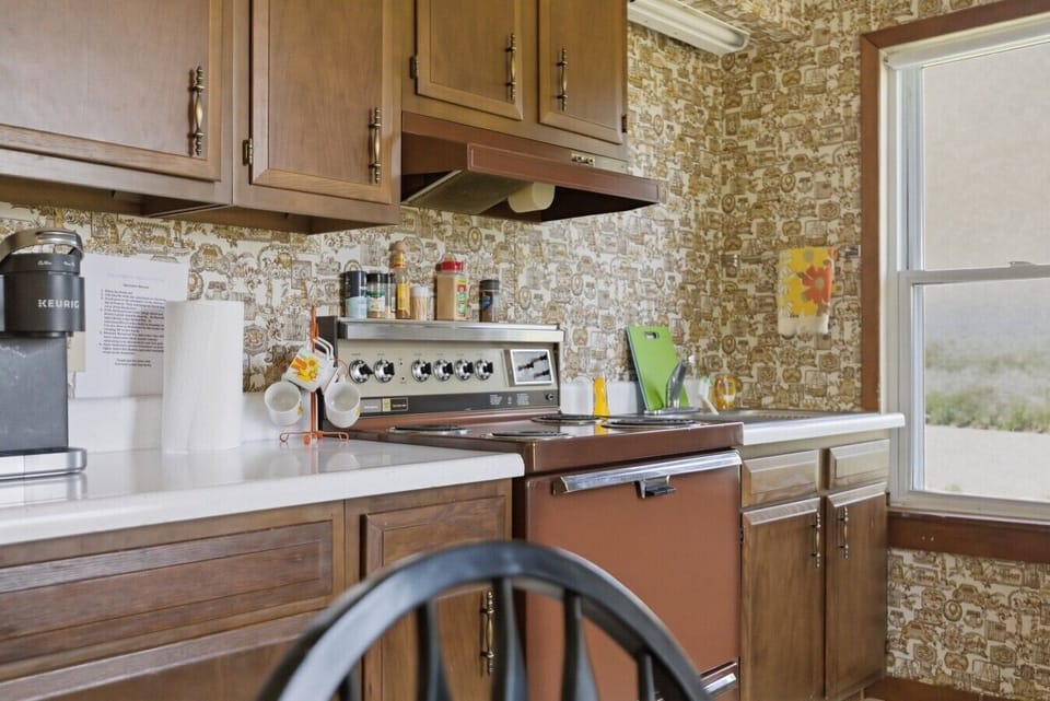 Kitchen | Electric Coil Stove | Keurig Coffee Maker & Spice Storage