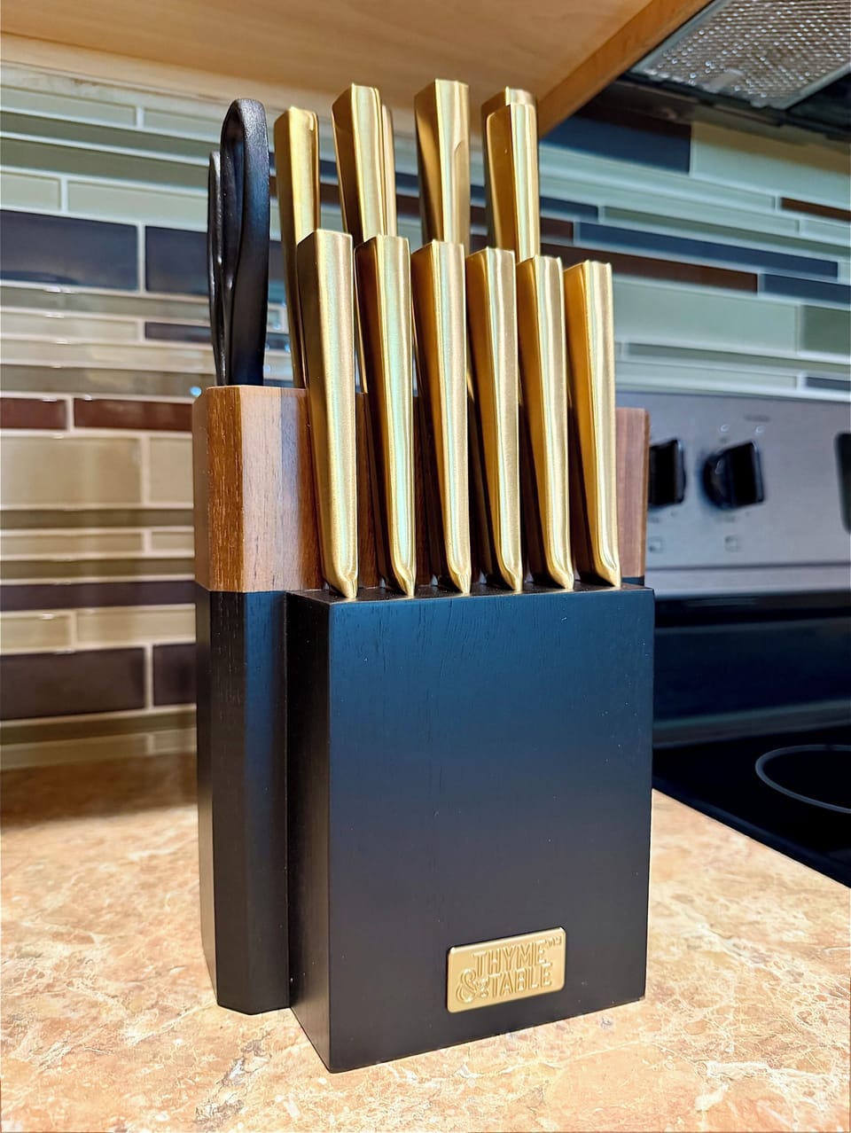 Well-stocked kitchen. Everything you need for meal prep with this knife block.