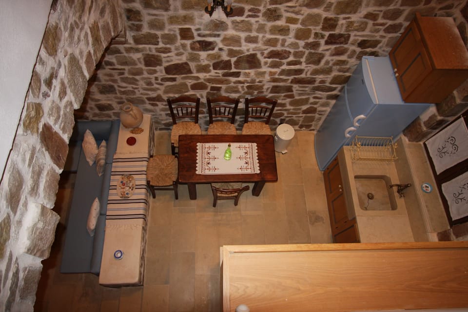 Duplex | In-room dining